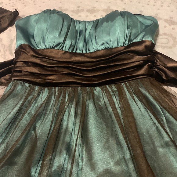 Blondie Nites Green and Brown Dress Henna Design Tulle Prom Formal Dress Size 3 - Picture 5 of 8